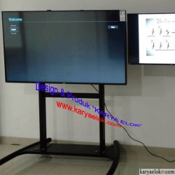 Stand Display Interaktif/ Interactive Whiteboard
