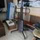 Standing TV (stand dudukaan TV]